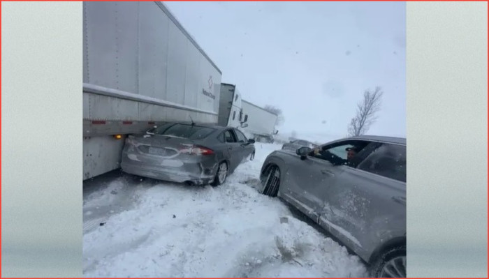 পশ্চিম মিশিগানে ভয়াবহ গণসংঘর্ষ : ১০০ গাড়ি জড়িত, আহত অন্তত ১২