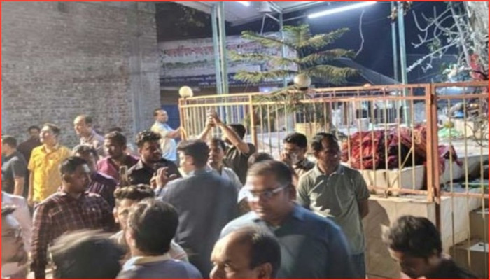 কুমিল্লায় মন্দিরে ককটেল বিস্ফোরণ, পুরোহিতসহ আহত ৪