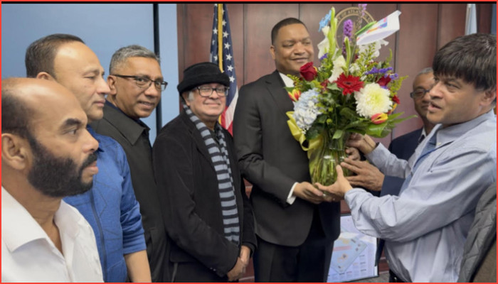 আটলান্টিক সিটির মেয়রের জন্মদিনে বিএএসজের শুভেচ্ছা ও সৌজন্য সাক্ষাৎ