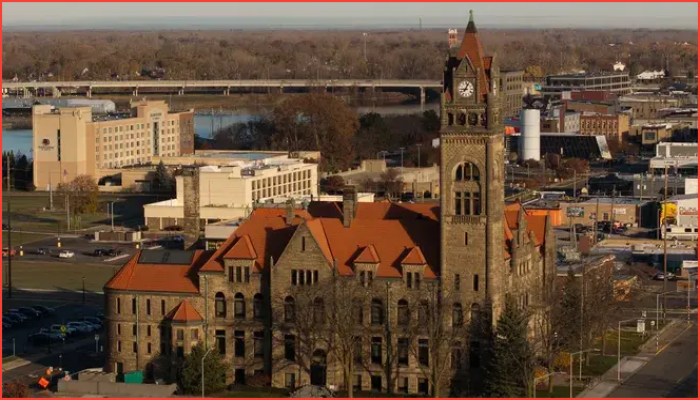 ১০ বছরে ২০ হাজার মানুষ হারানো মিশিগান অঞ্চল এখন ঘুরে দাঁড়াতে চায়