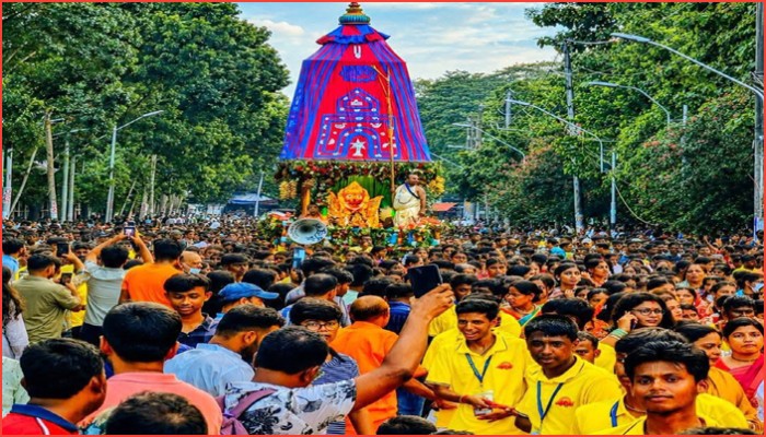 উল্টো রথে মুখর রাজধানী, সম্পন্ন  হলো শ্রী শ্রী জগন্নাথ দেবের রথযাত্রা