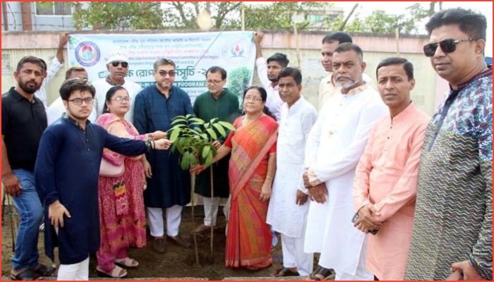 প্রকৃতি সংরক্ষণে বৌদ্ধ যুব পরিষদের উদ্যোগ প্রশংসনীয় : মিফতাহ সিদ্দিকী