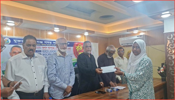 শিক্ষা-চিকিৎসায় প্রবাসীদের ভূমিকা প্রশংসনীয় : হুইপ জি কে গউছ